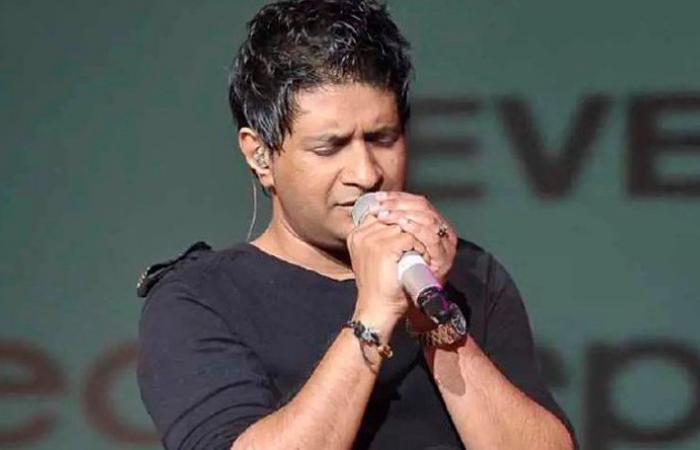 بالفيديو: وفاة مطرب هندي شهير