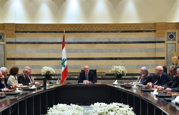 جلسة لمجلس الوزراء في السرايا الحكومية