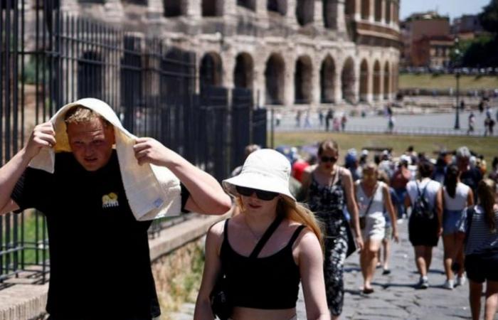 أوروبا تستنفر لموجة حرّ تاريخية