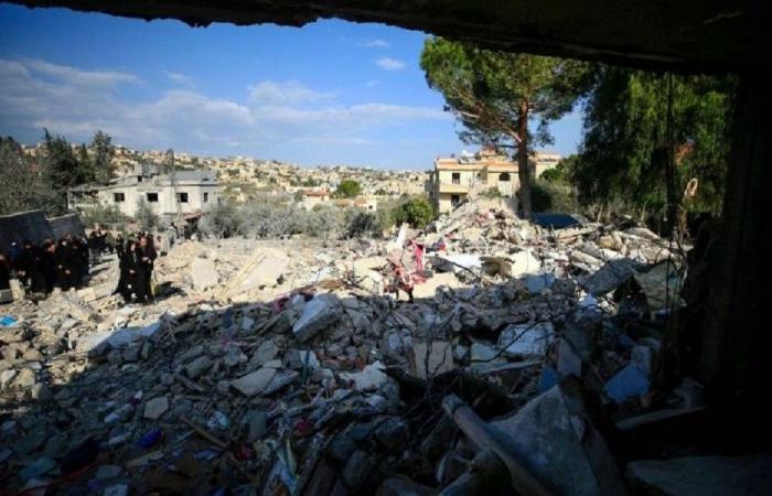 إنزال دبلوماسي في بيروت: نزع السلاح المخرج الوحيد