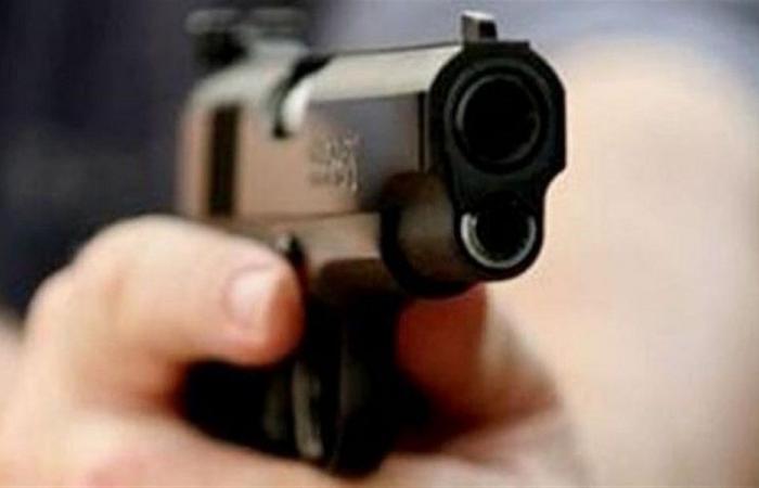 قرار لوزير الدفاع بتجميد مفعول تراخيص حمل الأسلحة