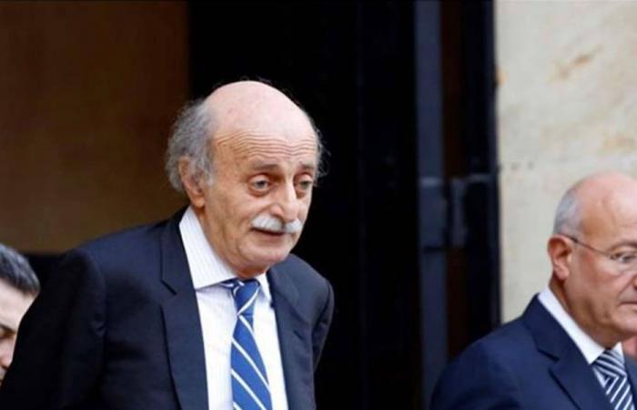 تغريدة لافتة لجنبلاط