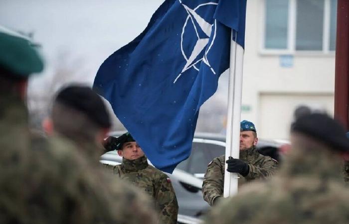 بريطانيا تبحث مع حلفائها نشر قوات “ناتو” في غرينلاند