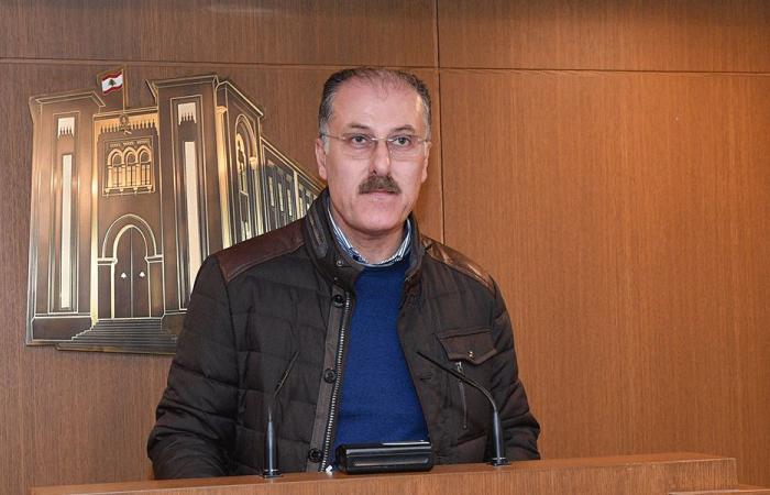 عبدالله: آن الأوان لرفع الغبن عن موظفي الإدارة العامة