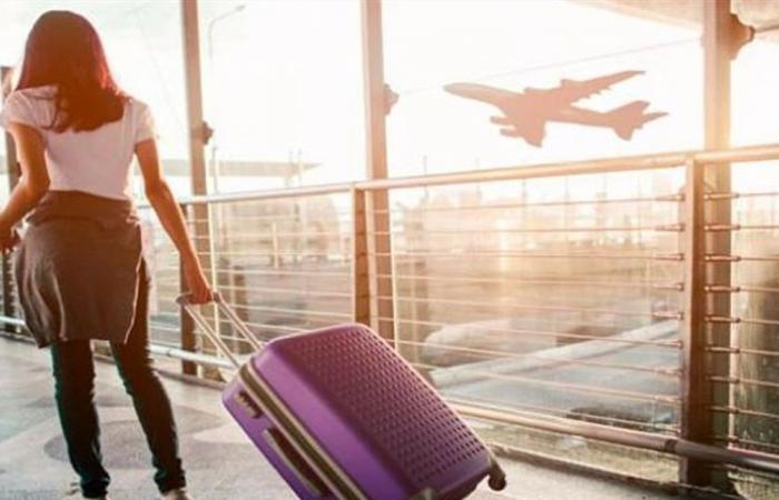 فور وصولها إلى المطار... توقيف راقصة إستعراضيّة وضبط مخدرات بحوزتها