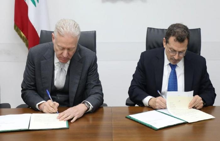 رجّي وشحادة يوقعان بروتوكول للخدمات الرقمية المغتربين