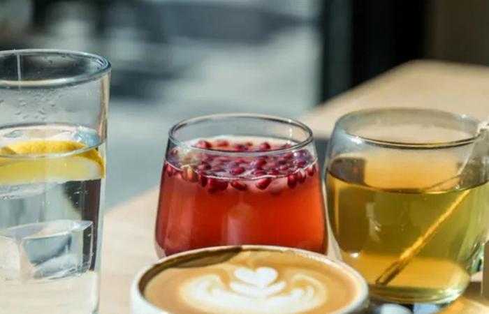 7 مشروبات تعزز صحة الدماغ والذاكرة