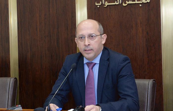 ألان عون: نشدّ على يد وزير الطاقة الذي يكافح سرقة الكهرباء