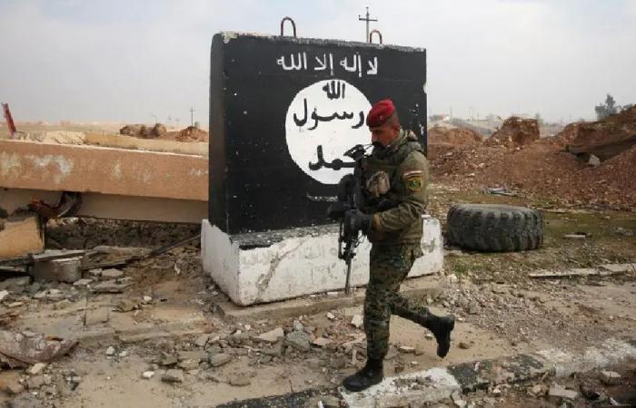 نقل 500 فقط من سجناء داعش في سوريا إلى العراق