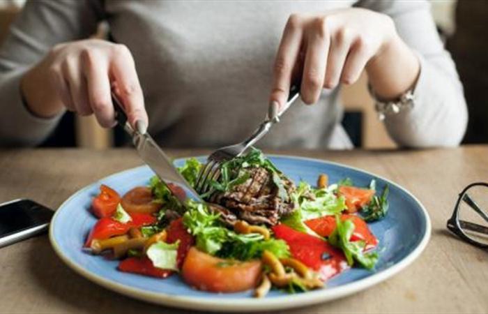 رغم تناول البروتين.. لماذا نشعر بالجوع؟