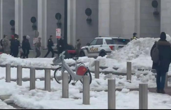 إصابة فتى بإطلاق نار قرب مبنى الكونغرس