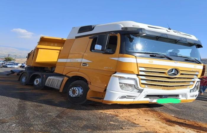 النقل البري يرفض تداعيات القرار السوري على الشاحنات اللبنانية