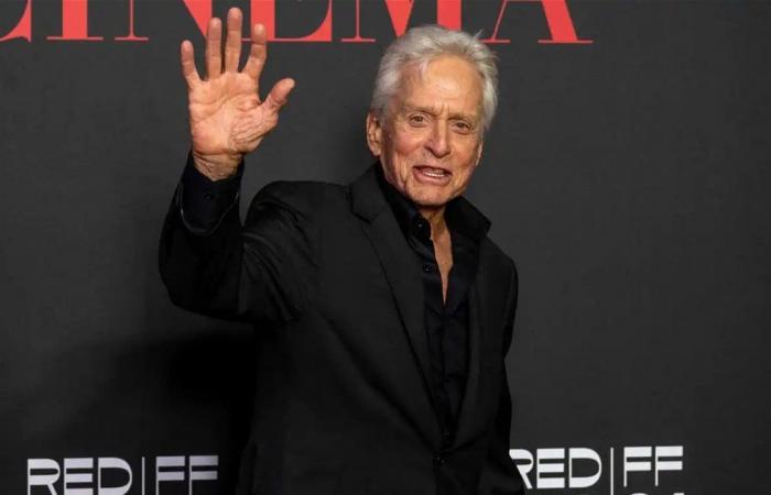 مايكل دوغلاس يجسد رونالد ريغان في مسلسل جديد