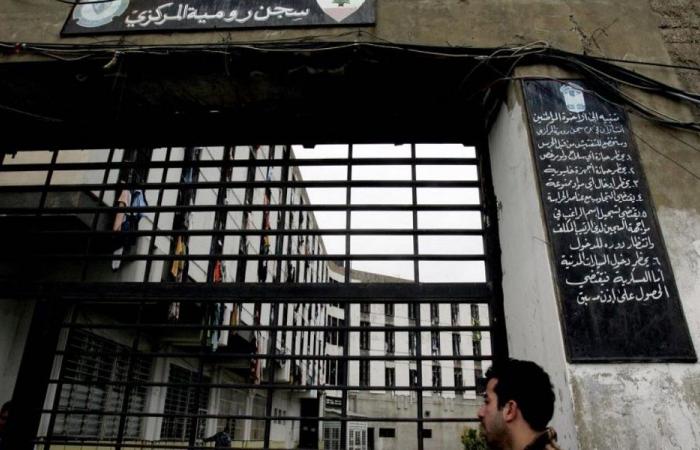 لبنان يسلّم الدفعة الأولى من السجناء السوريين قبل عيد الفطر