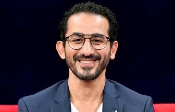 أحمد حلمي يحرر بلاغاً ضد مدير منزله