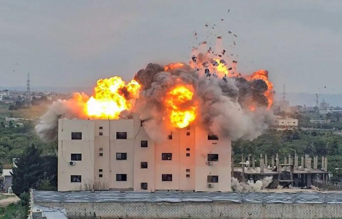 لبنان تحت الضغط: حرب بلا أفق وحلول مؤجّلة