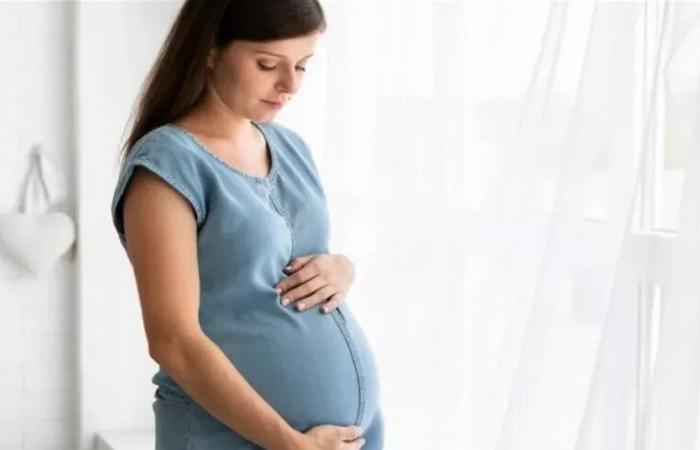 القلق في الأزمات.. عبء إضافي على صحة الحامل