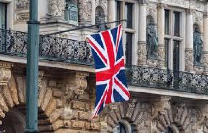 بريطانيا: استخدمنا القواعد العسكرية لأغراض دفاعية فقط