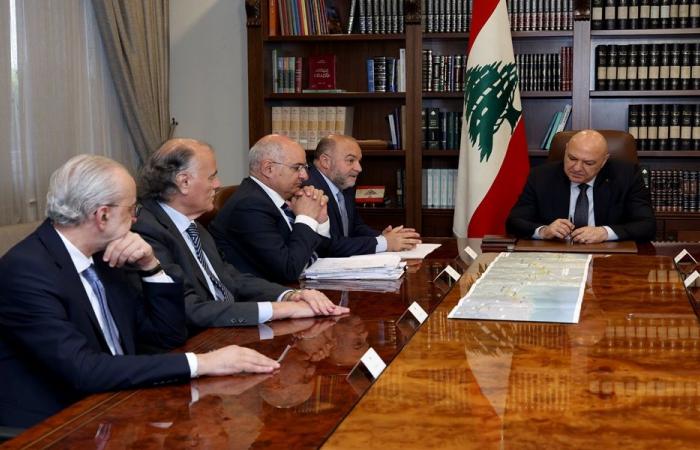 عمل مجلس الإنماء والإعمار على طاولة عون