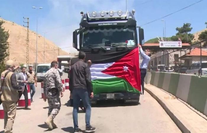 دفعة مساعدات سادسة من الأردن للبنان الخميس
