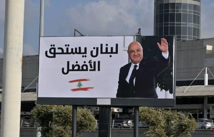 بالصوَر: لافتات مؤيدة للرئيس عون على طريق المطار