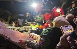 طرابلس تهتز لتصحو على ركام انهيار مبنى آل المير